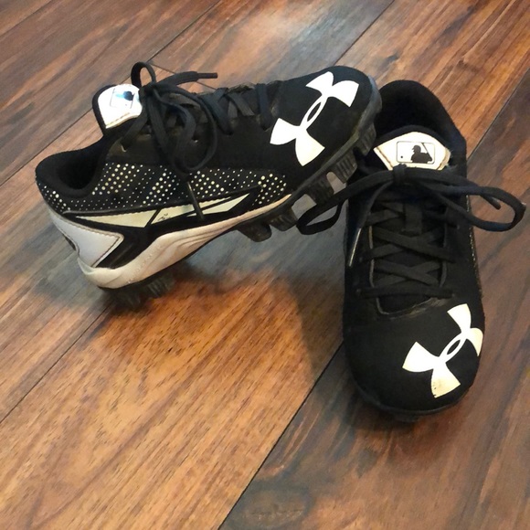 Under Armour Other - Youth Under Armour Cleats